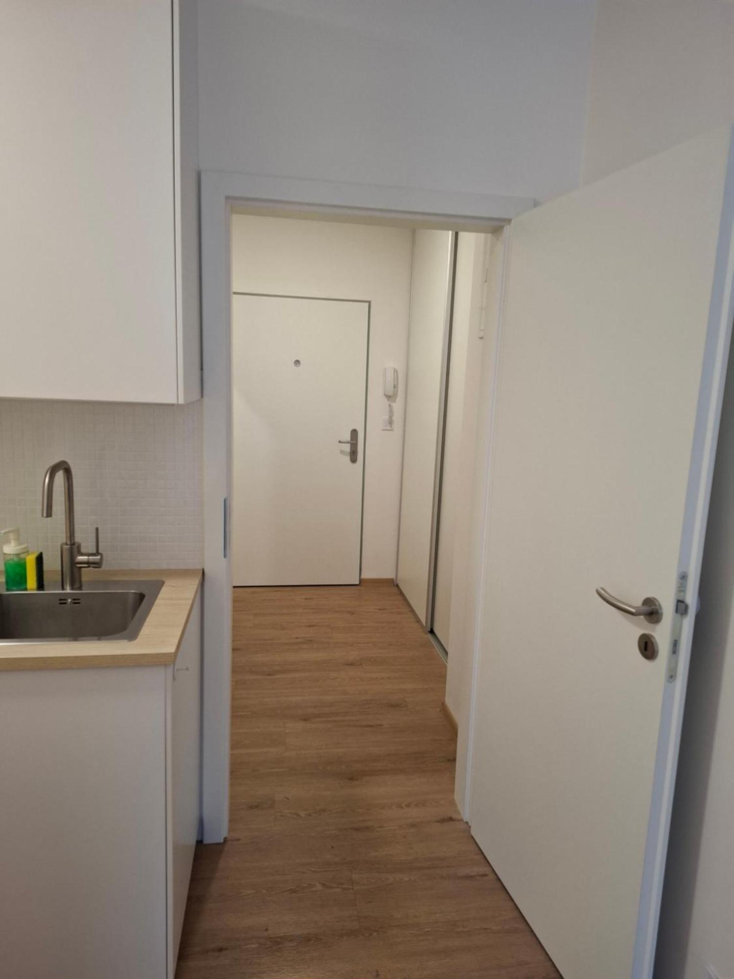Santova Apartments ออลอโมตซ์ ภายนอก รูปภาพ